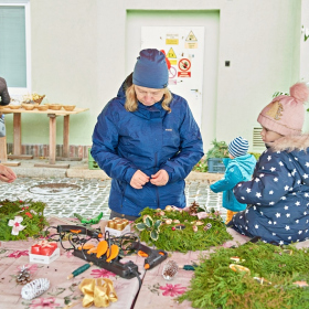Adventní tvořivé dny 2023 Fotka 16